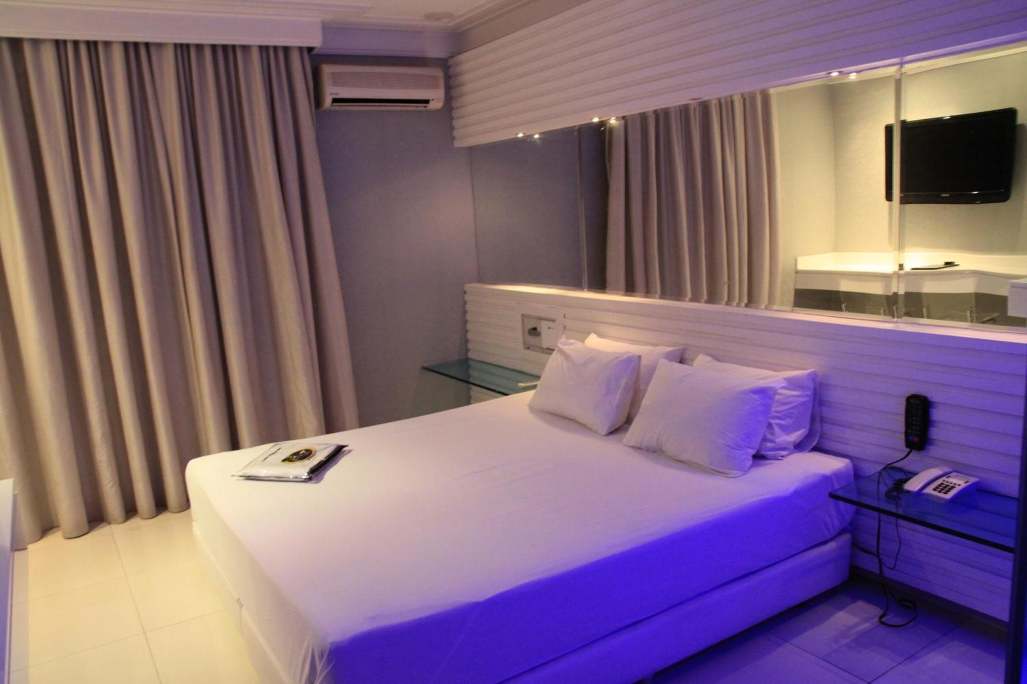 Love hotel Zapt - Adults Only *